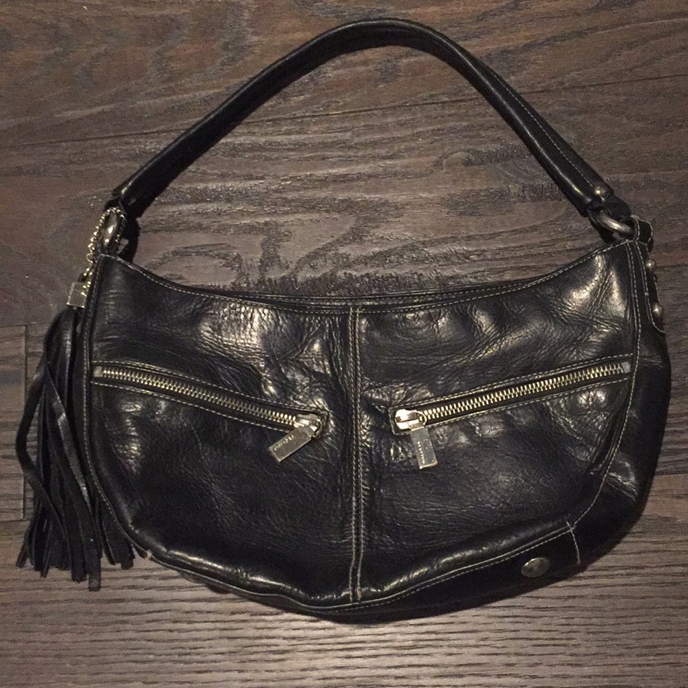 Perlina black leather handbag